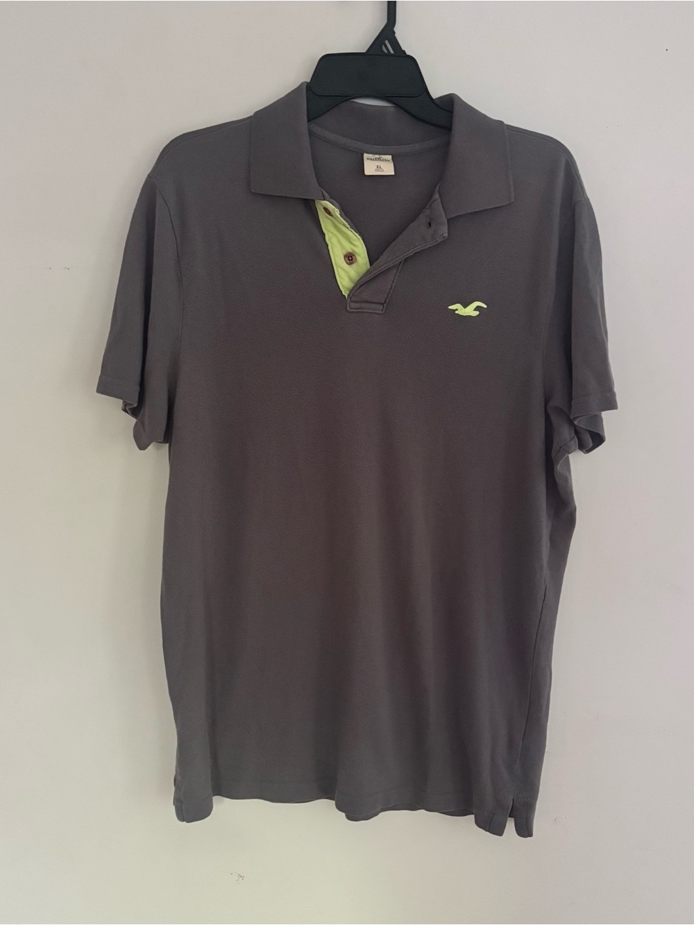 Hollister Men’s XL Gray Lime Green Logo Polo Shirt